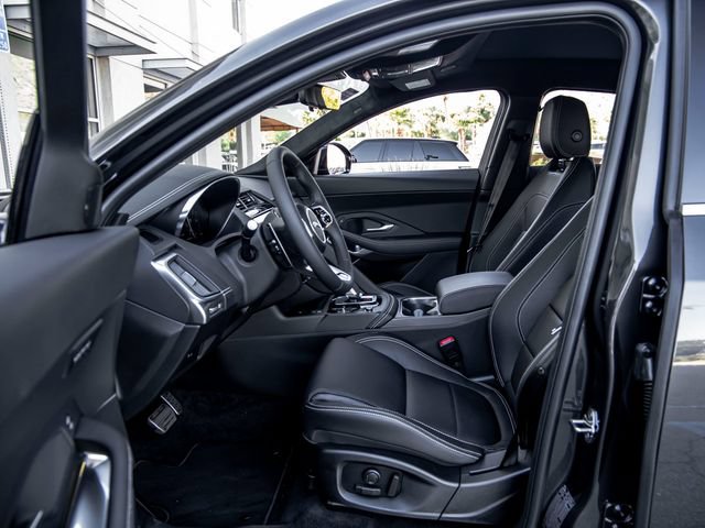 New 2024 Jaguar E-PACE R-Dynamic SE AWD/4WD image 14