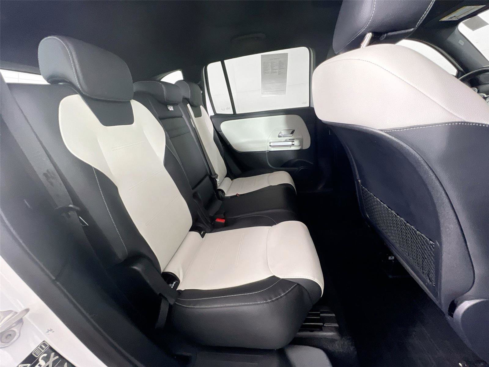 Certified 2023 Mercedes-Benz GLB 250 4MATIC image 23