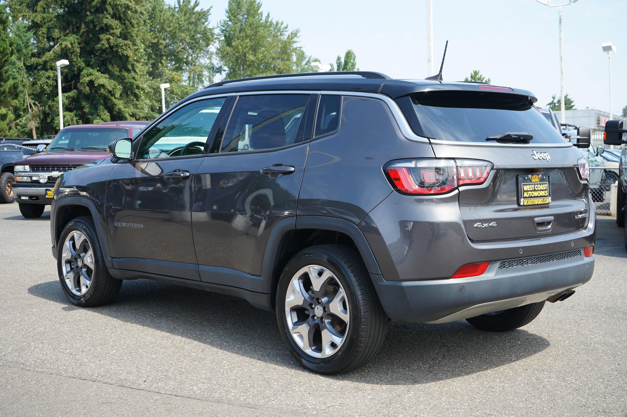 Used 2021 Jeep Compass Limited AWD/4WD image 3