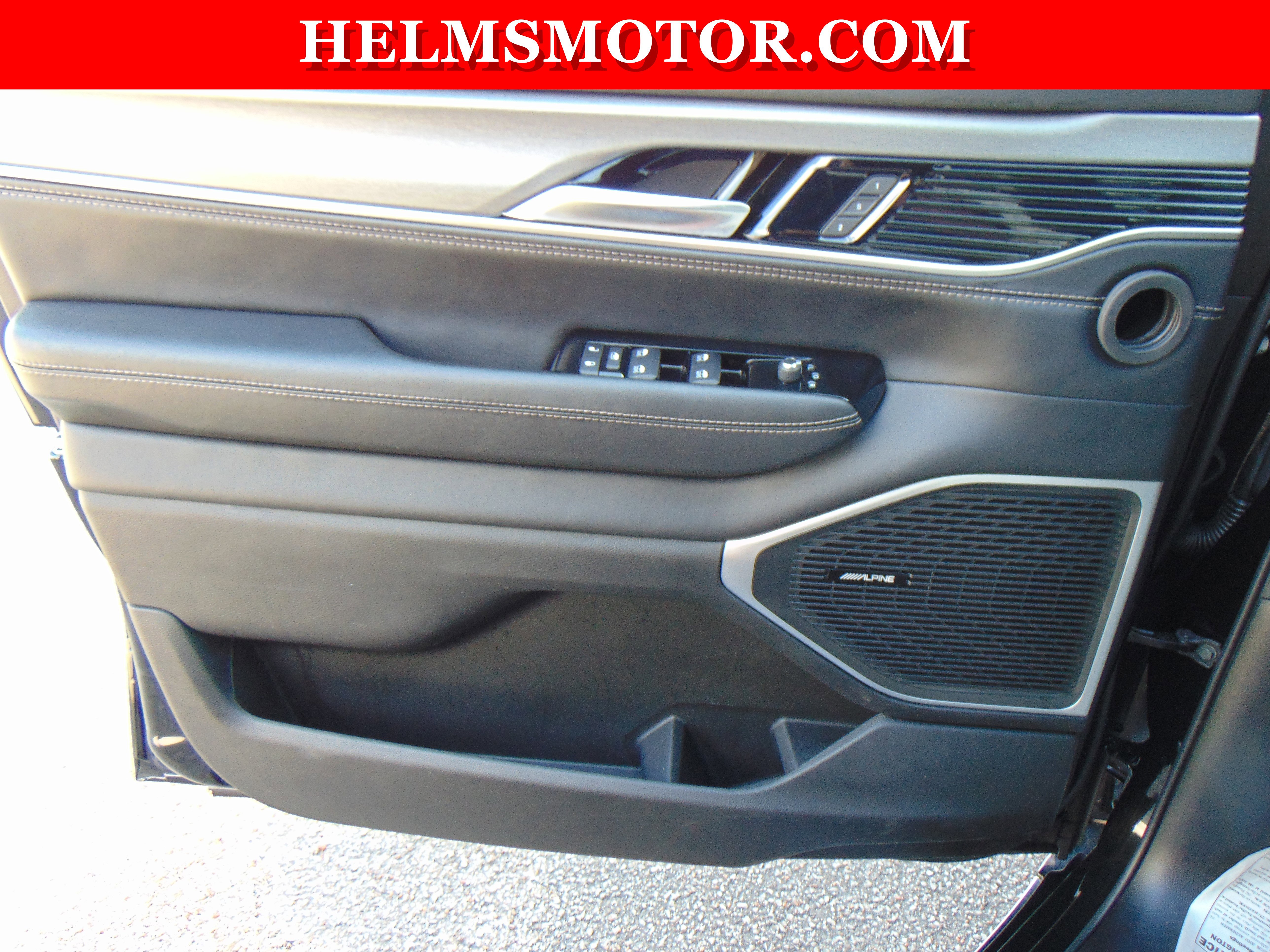 Certified 2025 Jeep Wagoneer 4WD image 21