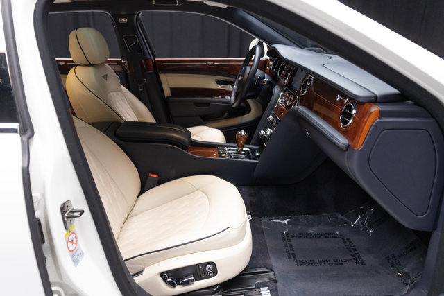 Used 2017 Bentley Mulsanne RWD image 64