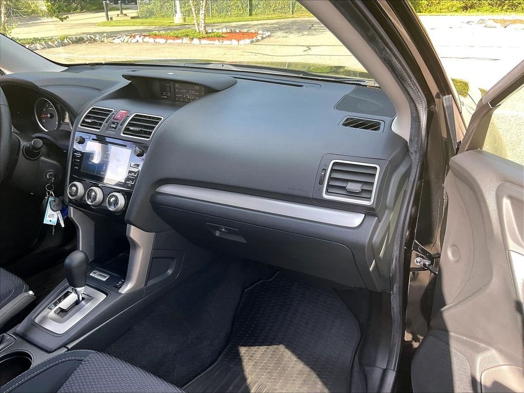Used 2018 Subaru Forester 2.5i Premium w/ All-Weather Package AWD/4WD image 13