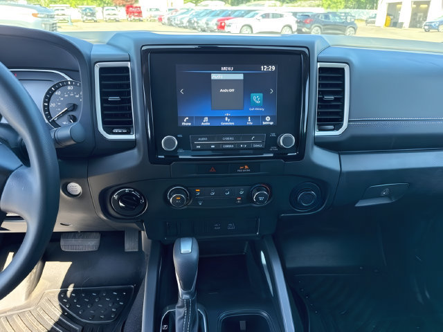 Used 2022 Nissan Frontier SV AWD/4WD image 22