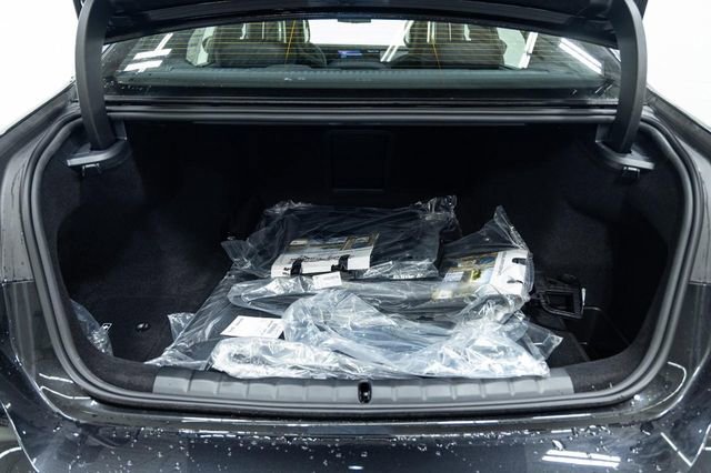 New 2026 BMW 740i xDrive image 13