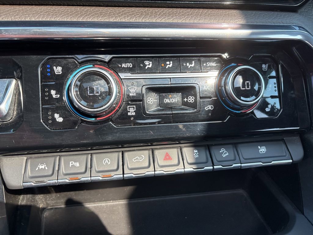 Used 2024 GMC Sierra 1500 Denali w/ Denali Reserve Package image 40