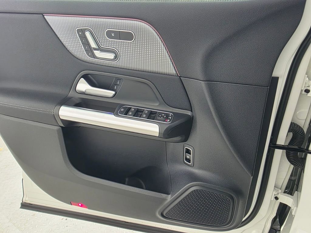 Certified 2022 Mercedes-Benz GLA 250 image 24