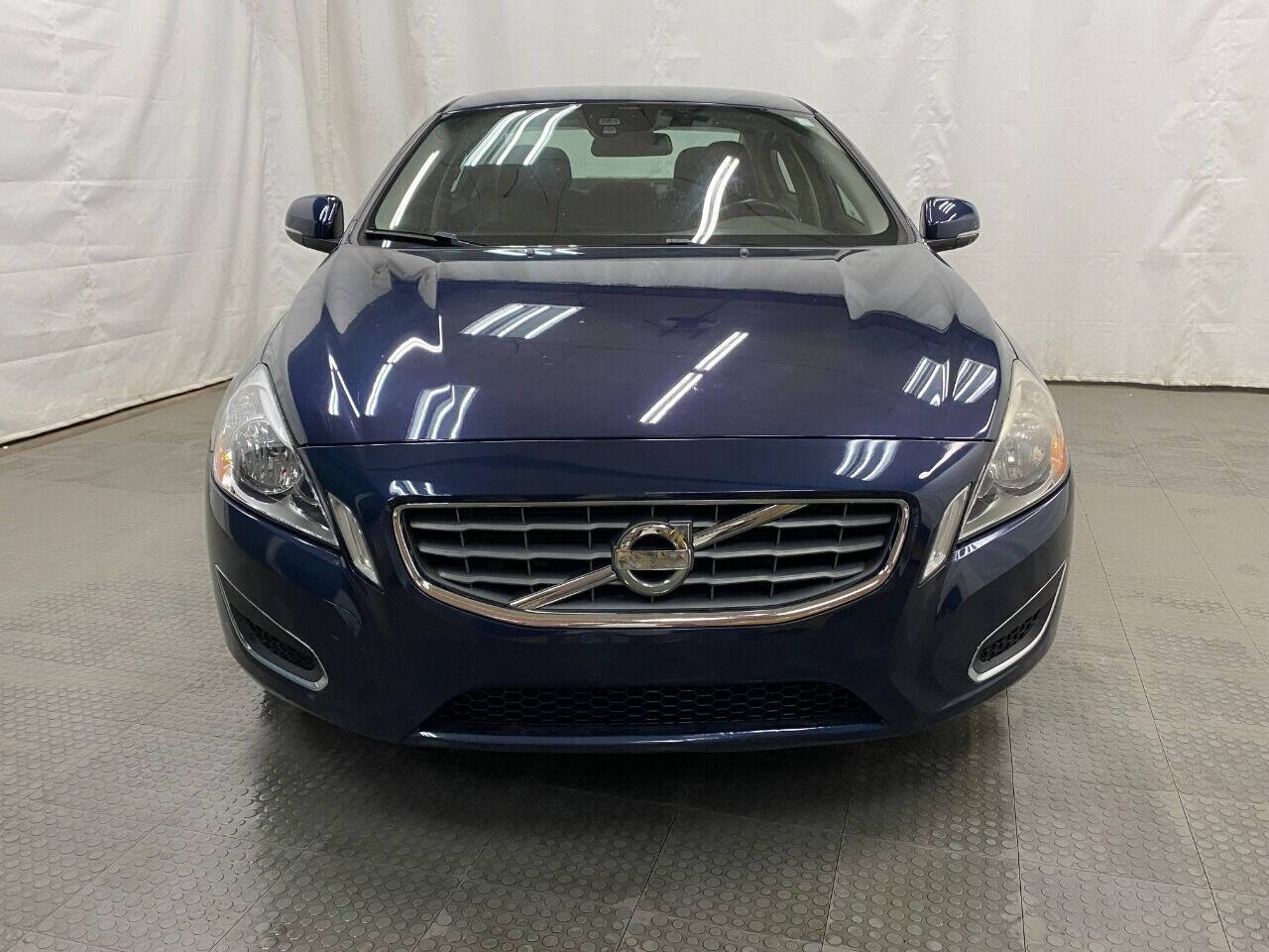 Used 2012 Volvo S60 T5 FWD image 3