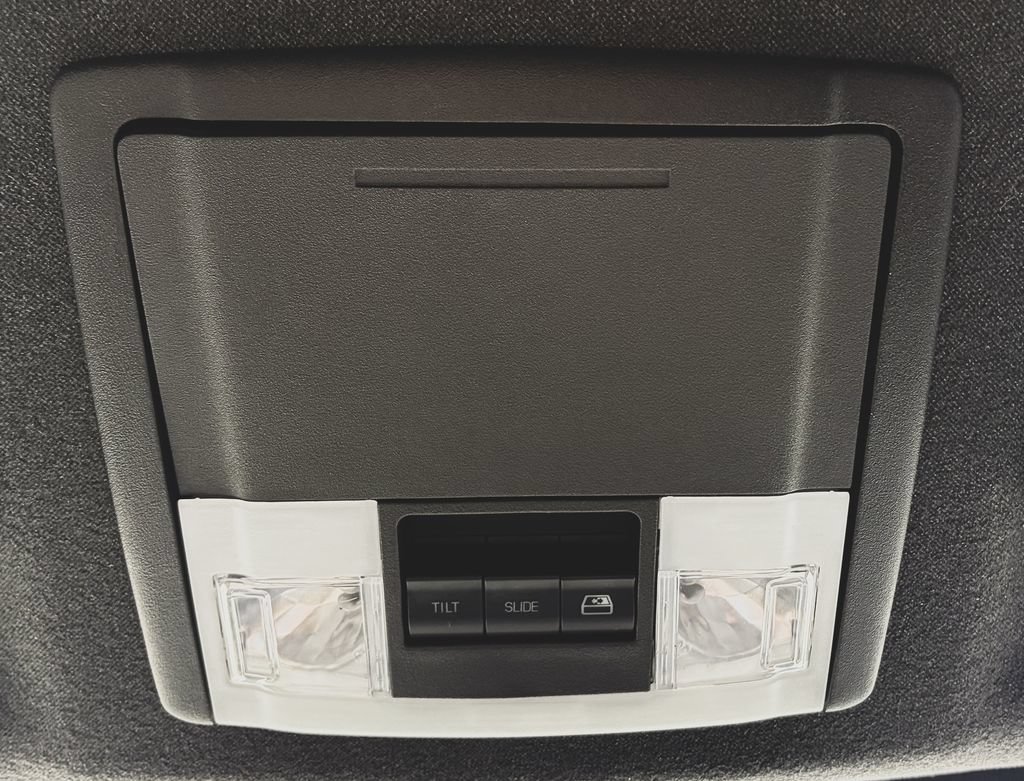 Used 2011 Ford F250 Lariat w/ Lariat Ultimate Pkg AWD/4WD image 18