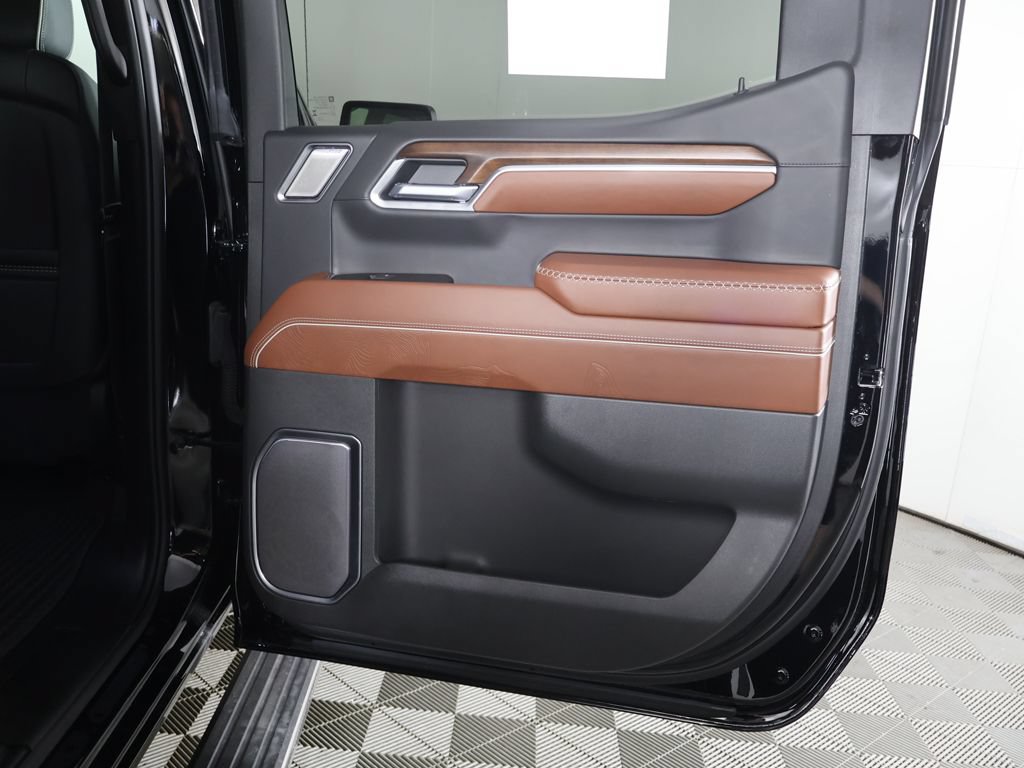 Used 2025 GMC Sierra 1500 Denali Ultimate AWD/4WD image 28