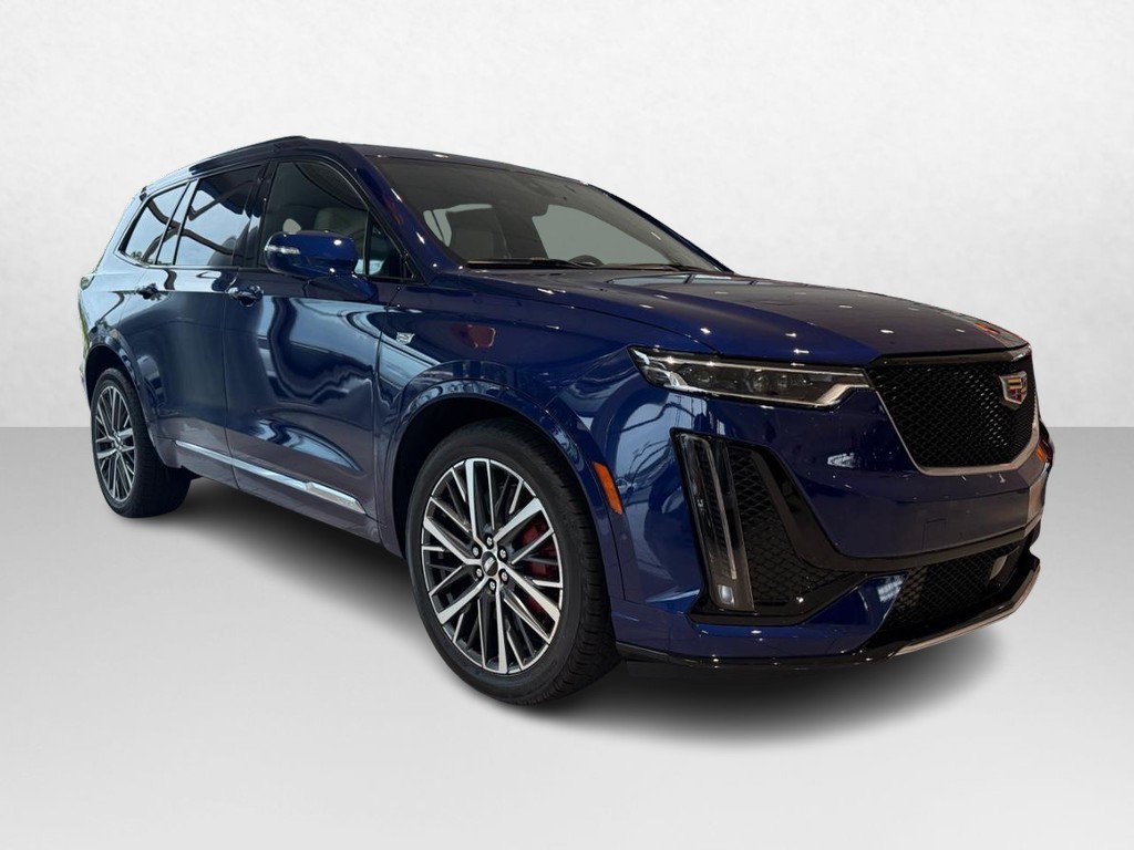 New 2025 Cadillac XT6 Sport w/ Technology Package