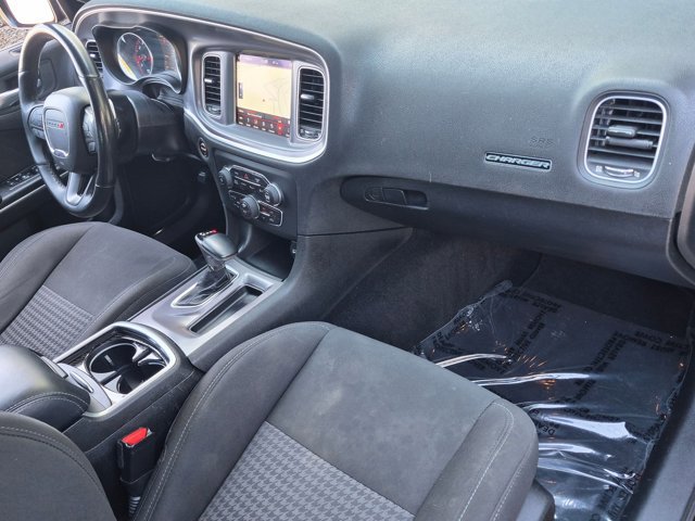 Used 2019 Dodge Charger Scat Pack w/ Navigation & Travel Group RWD image 21