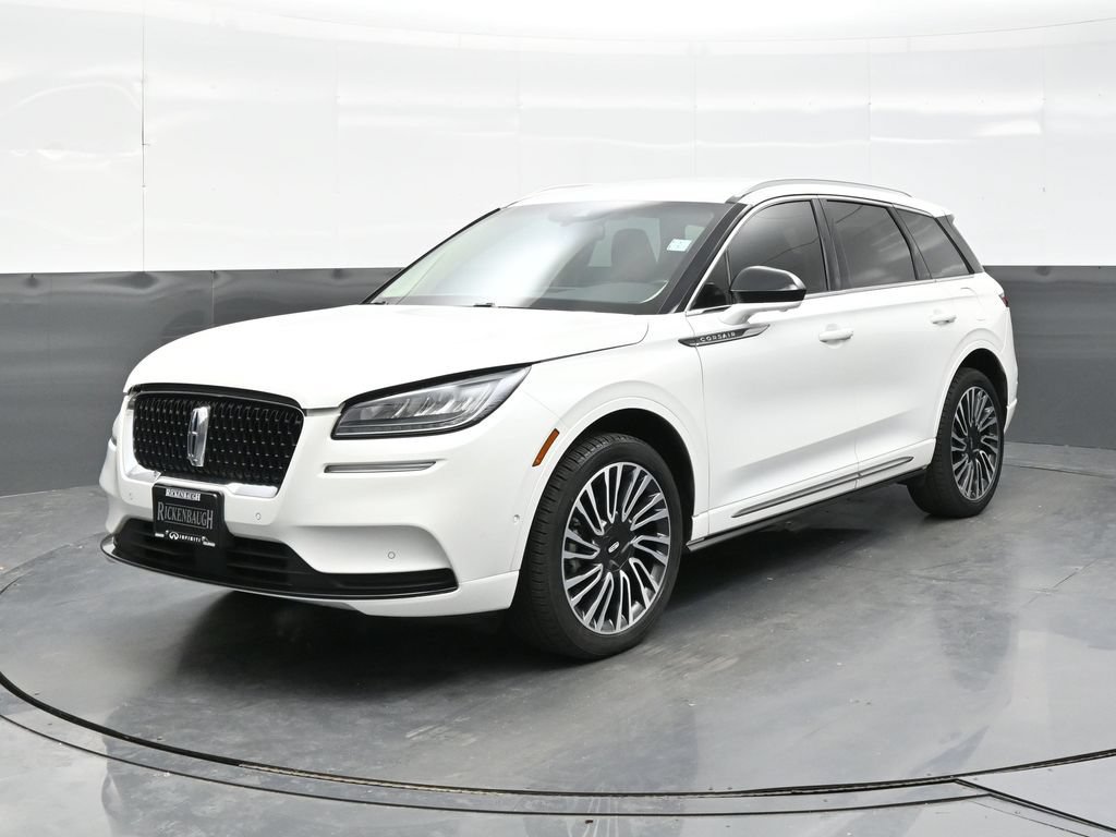 Used 2021 Lincoln Corsair AWD image 2
