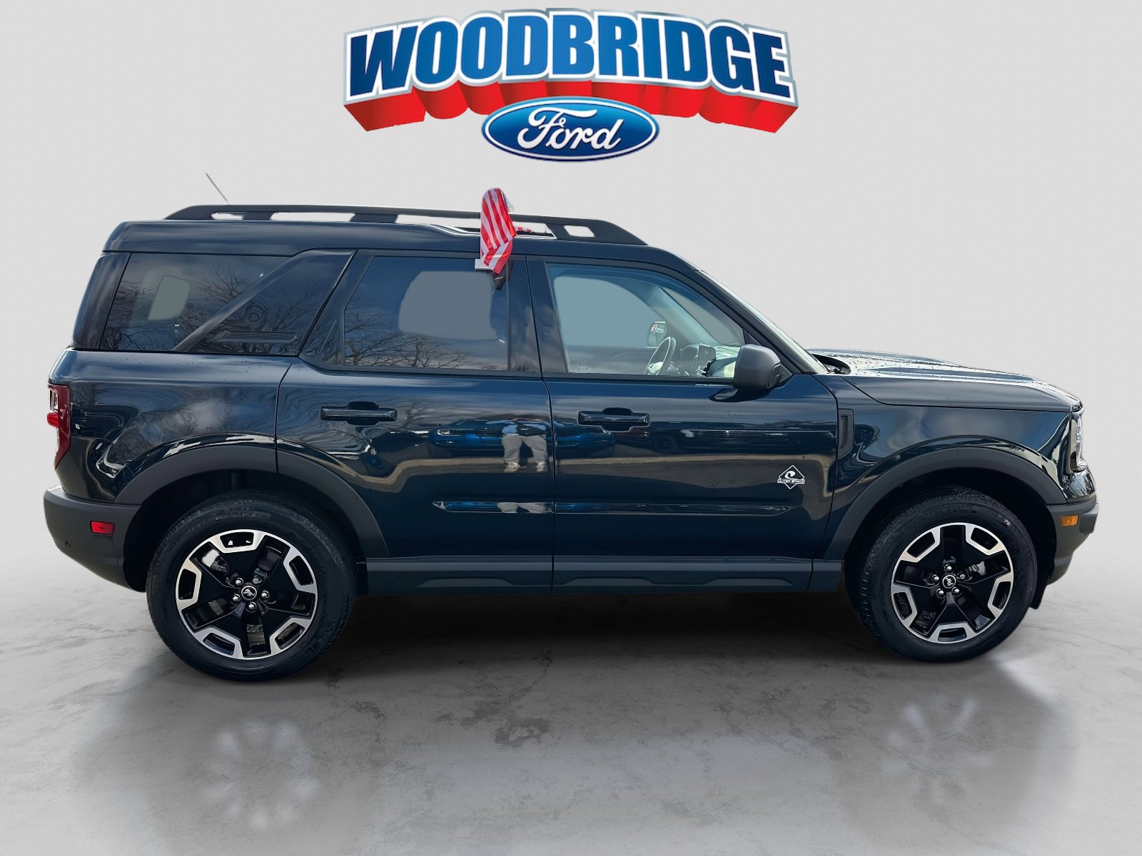Used 2023 Ford Bronco Sport Outer Banks image 3