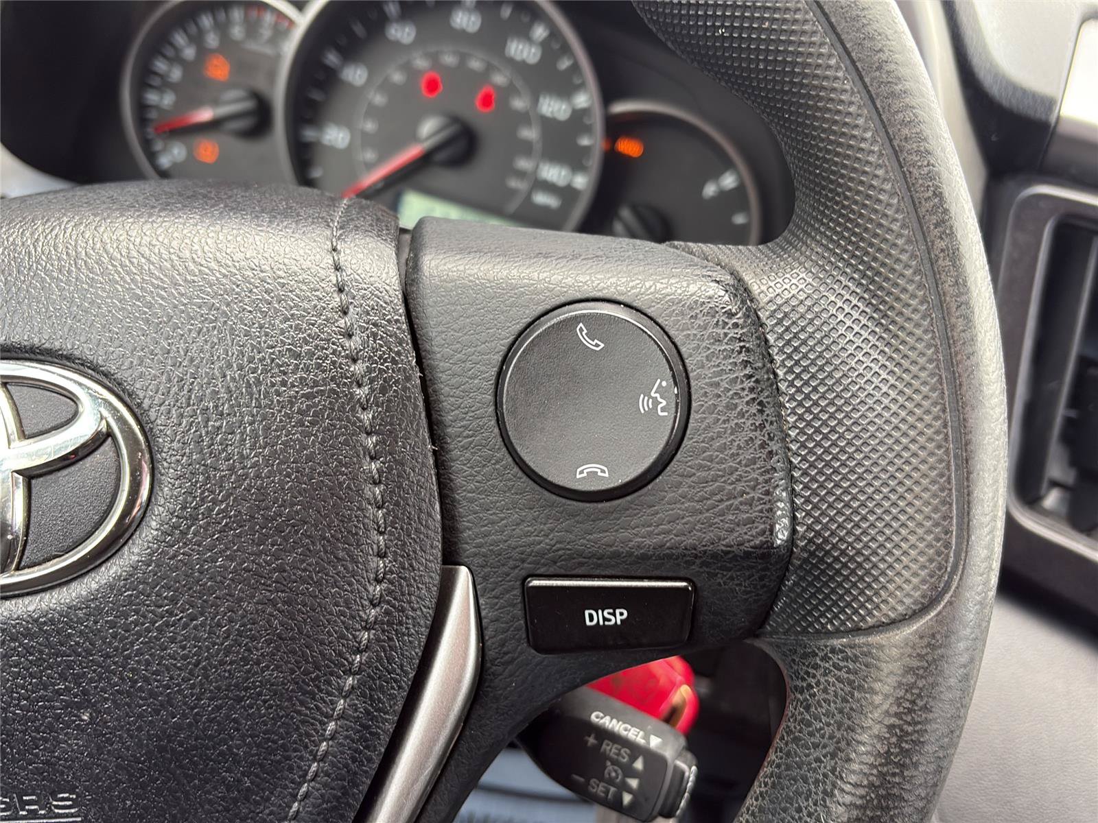 Used 2016 Toyota RAV4 LE AWD/4WD image 20