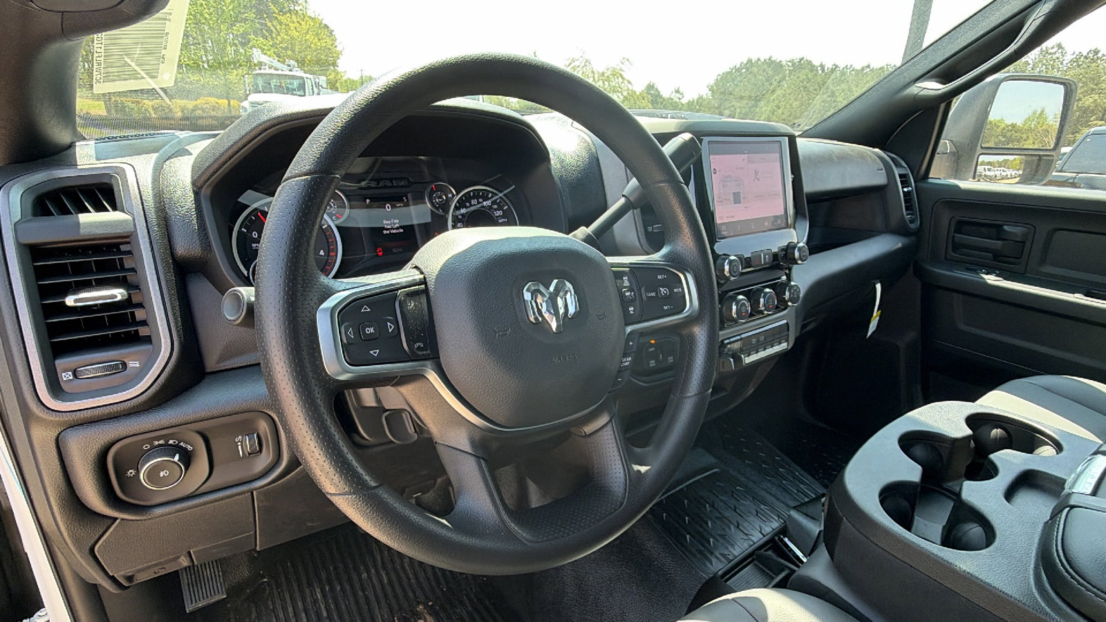 New 2026 RAM 4500 Tradesman w/ Chrome Appearance Group AWD/4WD image 21