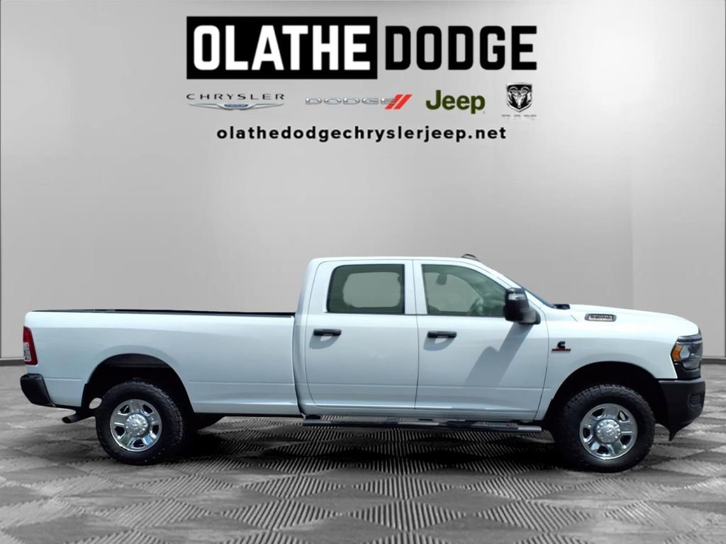 Used 2023 RAM 3500 Tradesman AWD/4WD image 27