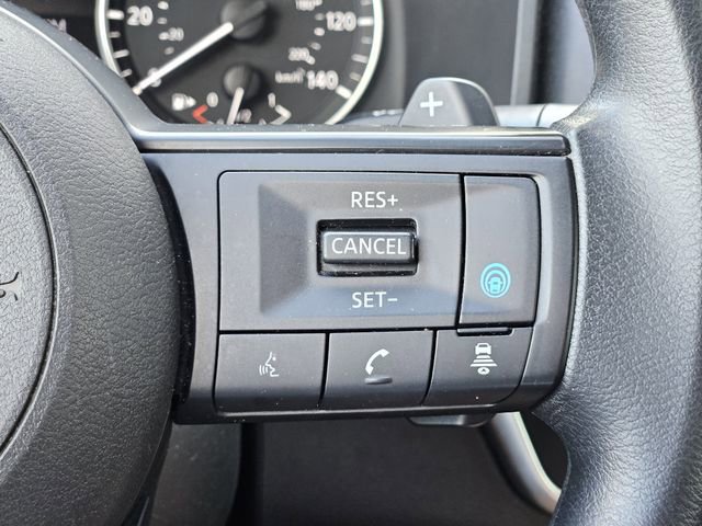Used 2024 Nissan Rogue SV AWD/4WD image 18