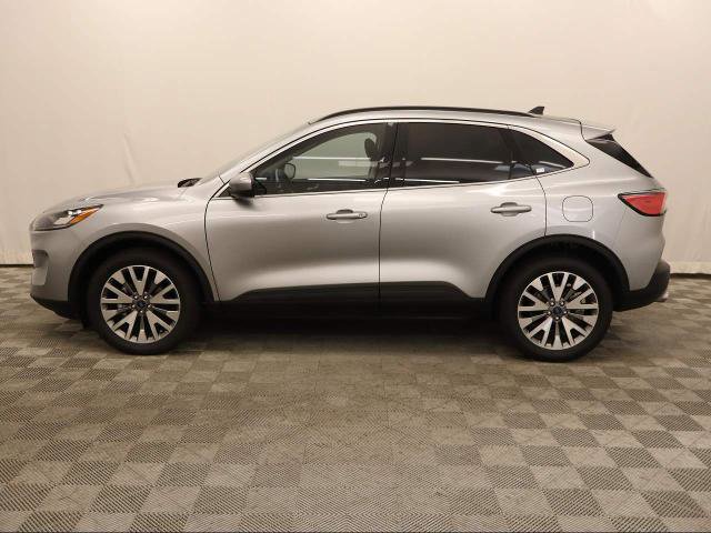 Certified 2022 Ford Escape Titanium w/ Class II Trailer Tow Package image 15