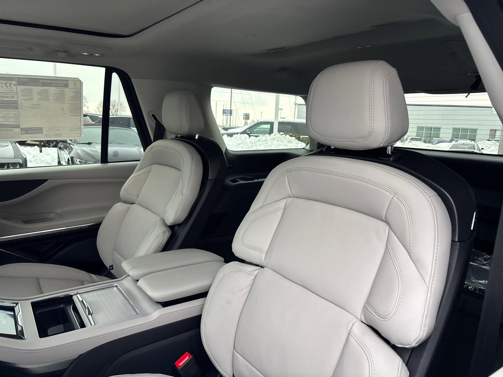 New 2026 Lincoln Navigator Reserve w/ Jet Appearance Package image 26