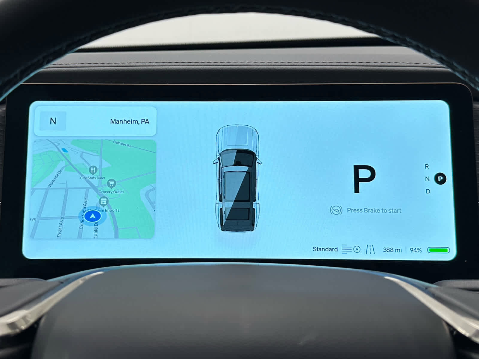 Used 2025 Rivian R1S Adventure image 29
