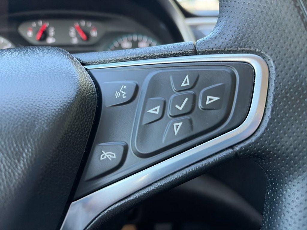Used 2025 Chevrolet Malibu LT FWD image 29