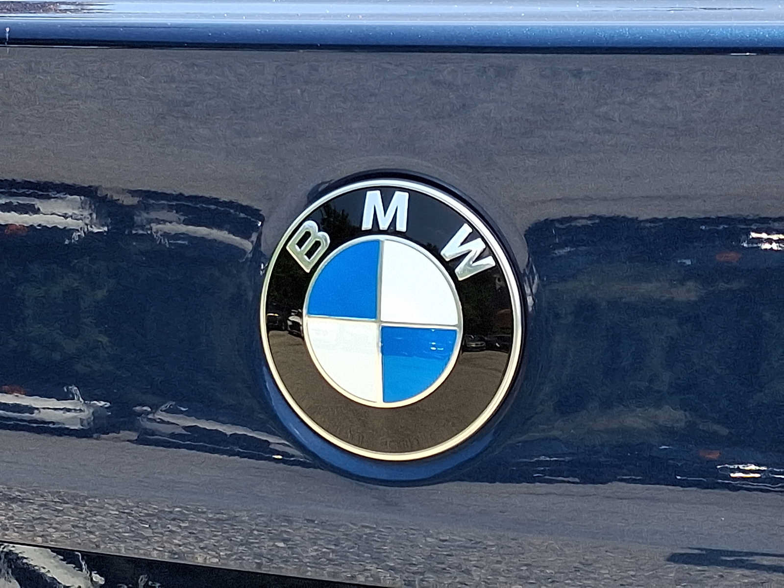 Used 2024 BMW 530i xDrive w/ Premium Package AWD/4WD image 32