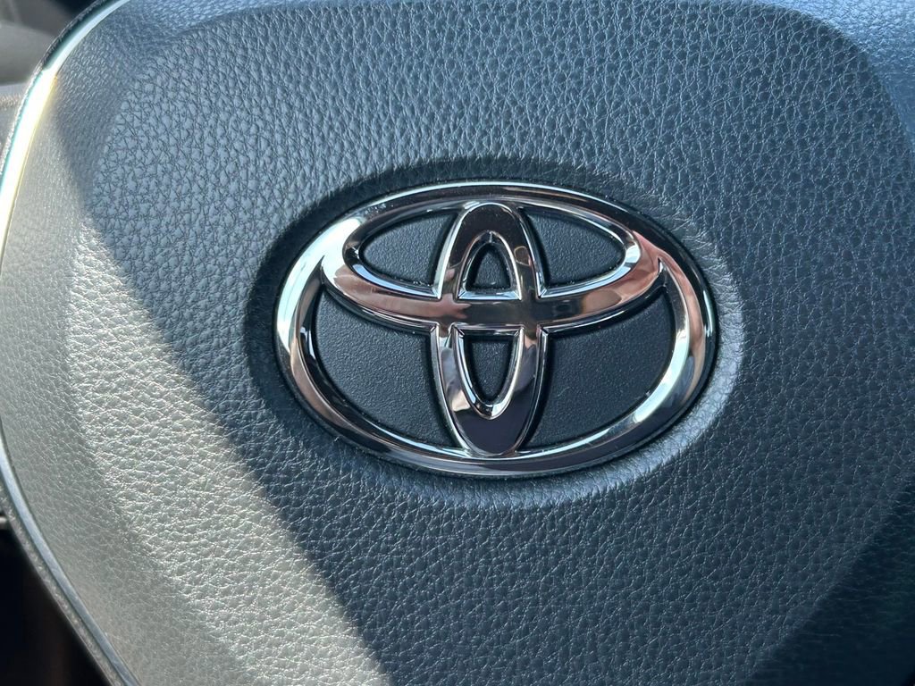 Used 2024 Toyota RAV4 XSE w/ Advanced Technology Package AWD/4WD image 40