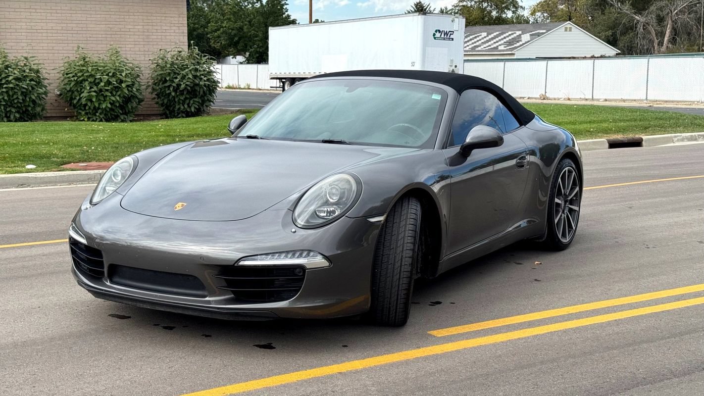 Used 2016 Porsche 911 Carrera RWD image 1