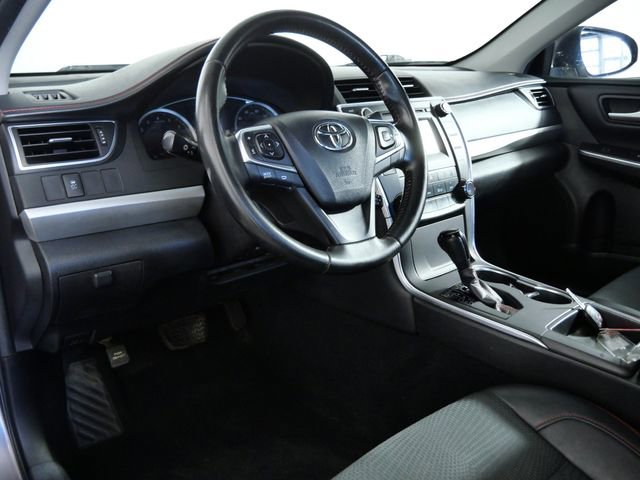 Used 2016 Toyota Camry SE FWD image 15