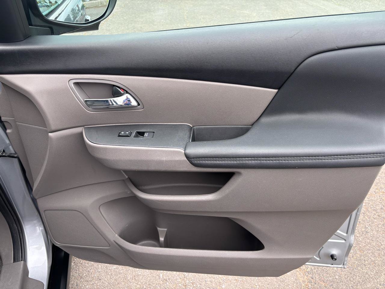 Used 2016 Honda Odyssey EX-L image 24