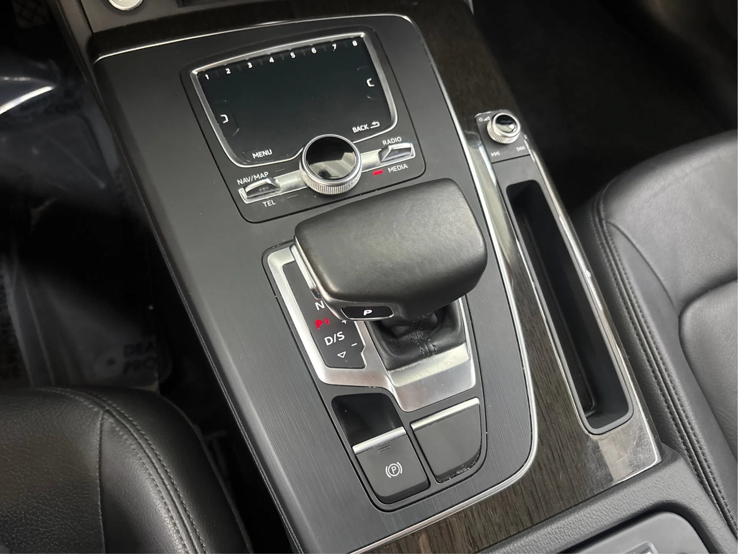 Used 2018 Audi Q5 2.0T Premium AWD/4WD image 44