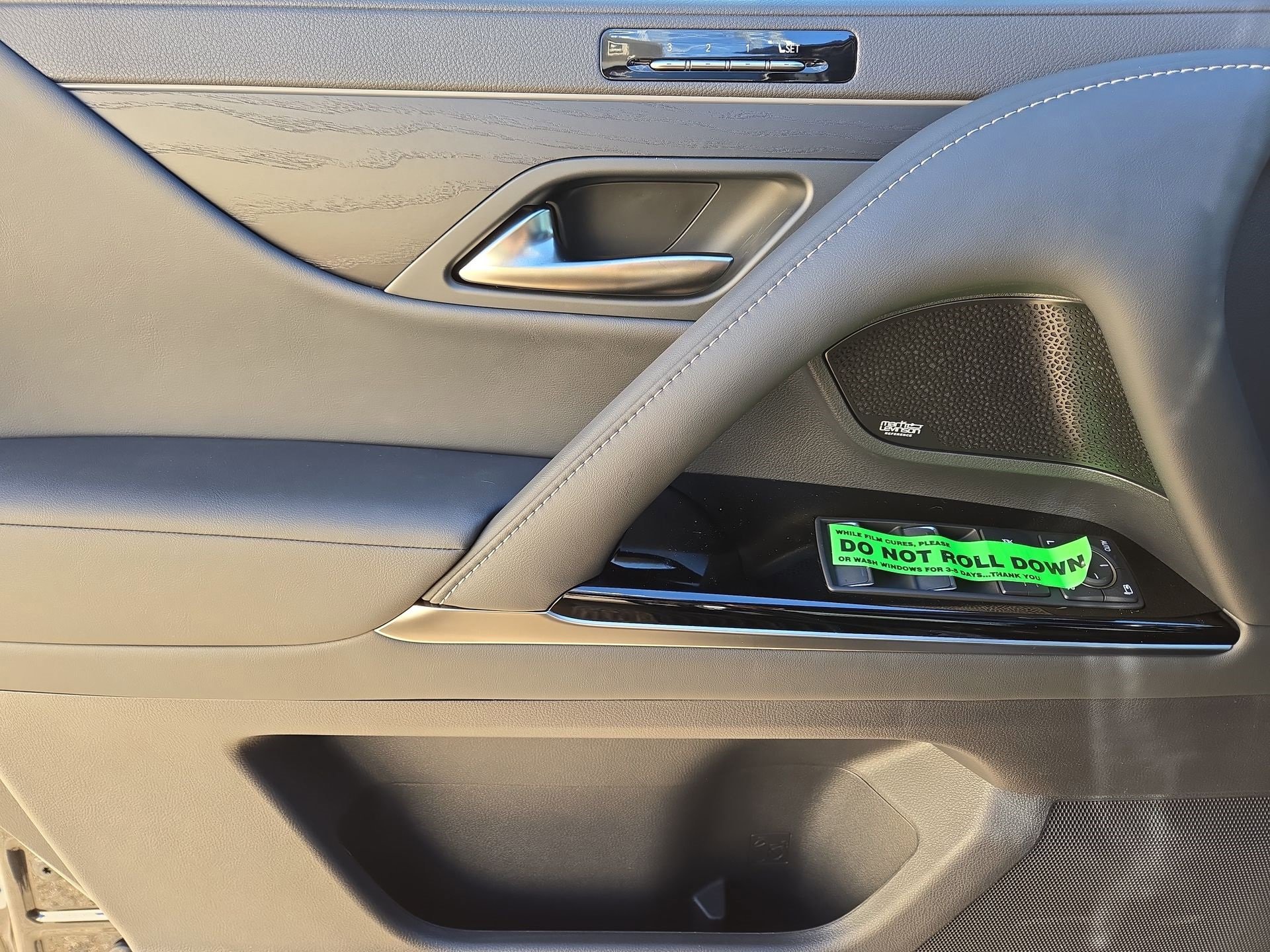 New 2026 Lexus LX 700h Luxury image 15