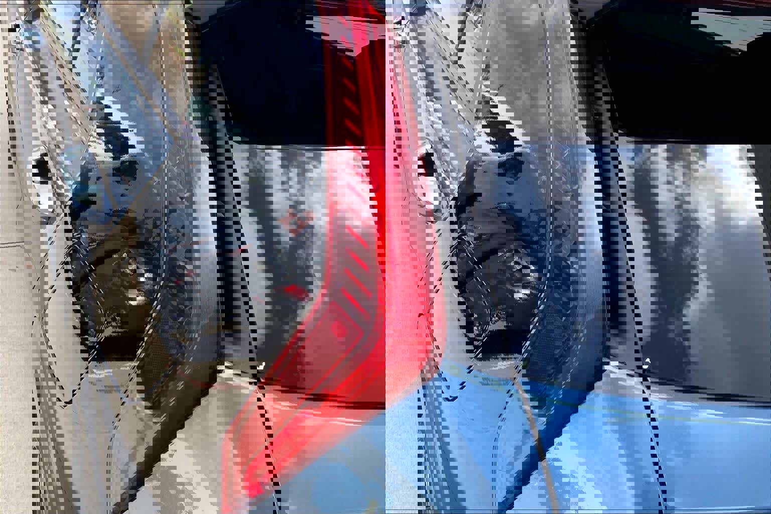 Used 2023 Kia Niro SX Touring image 25