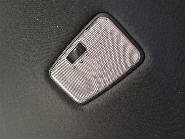 Used 2018 Toyota C-HR XLE image 23