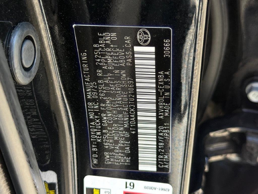 Used 2026 Toyota Camry LE FWD image 32