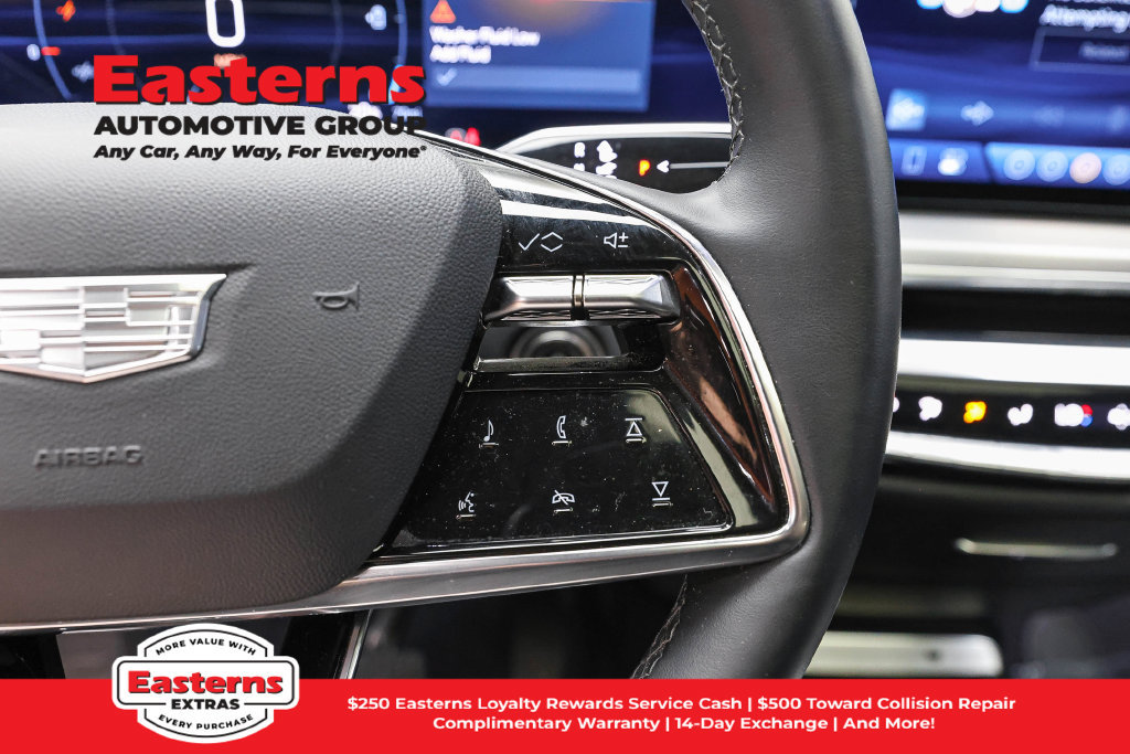 Used 2024 Cadillac Lyriq Luxury AWD/4WD image 17
