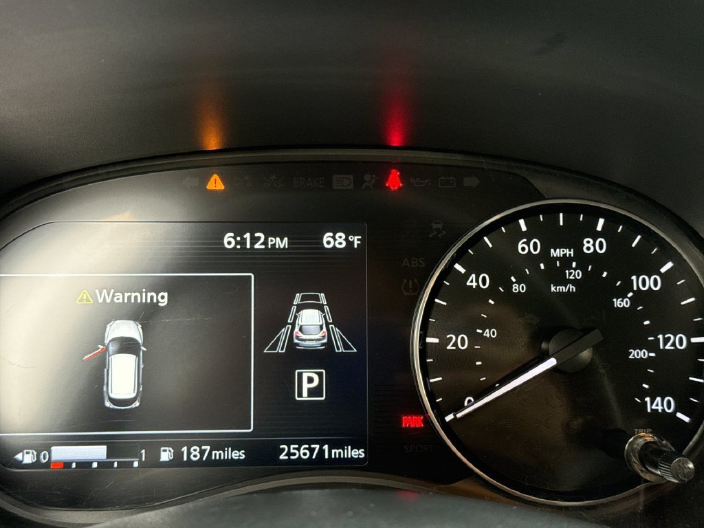 Used 2024 Nissan Kicks SV FWD image 10