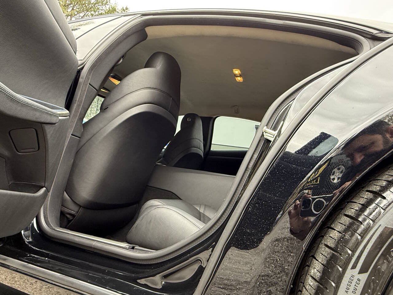 Used 2012 Fisker Karma EcoStandard RWD image 26
