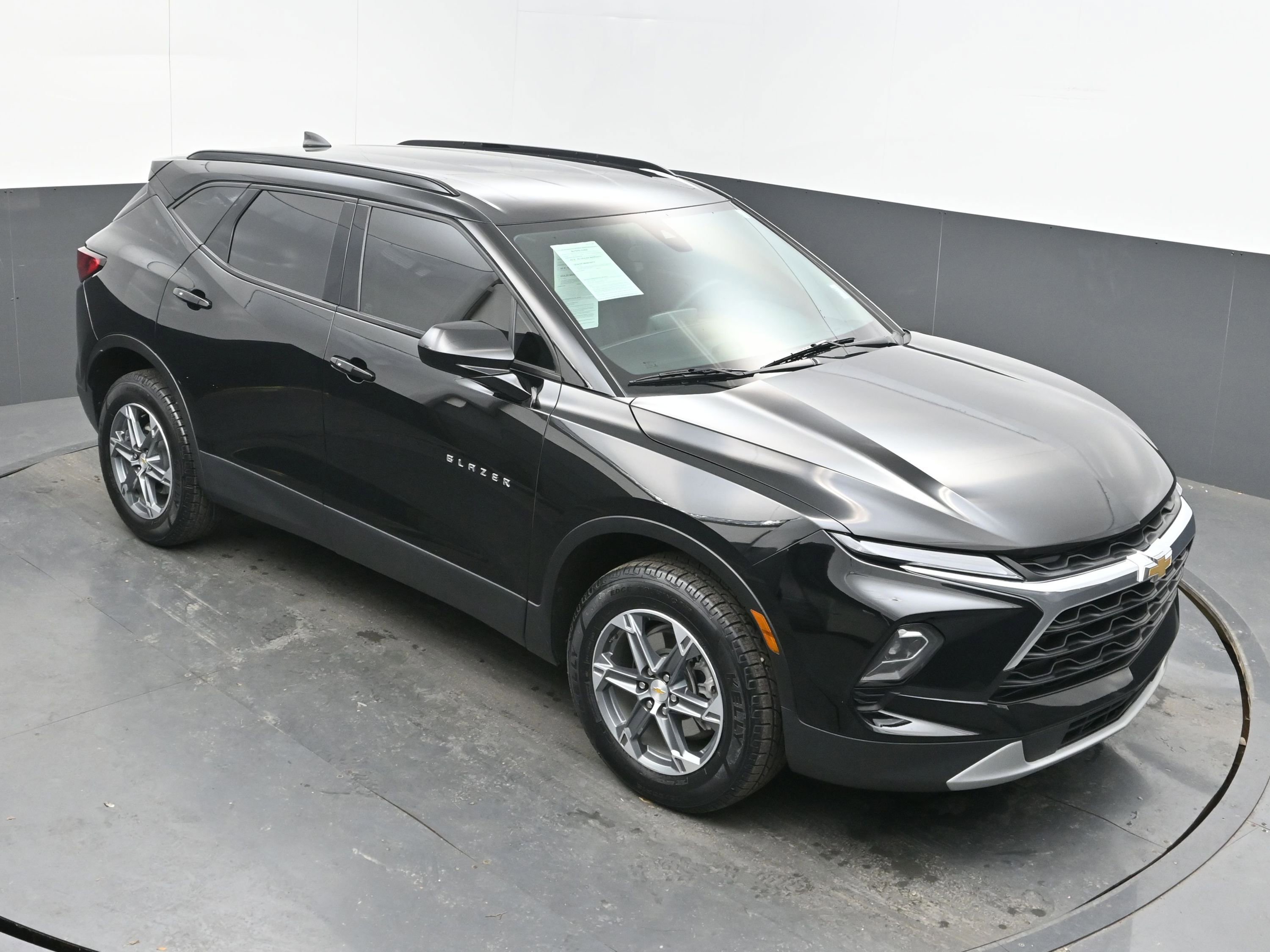 Used 2023 Chevrolet Blazer LT w/ Convenience Package image 28