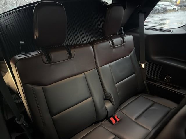 Used 2021 Ford Explorer Platinum w/ Equipment Group 601A image 14