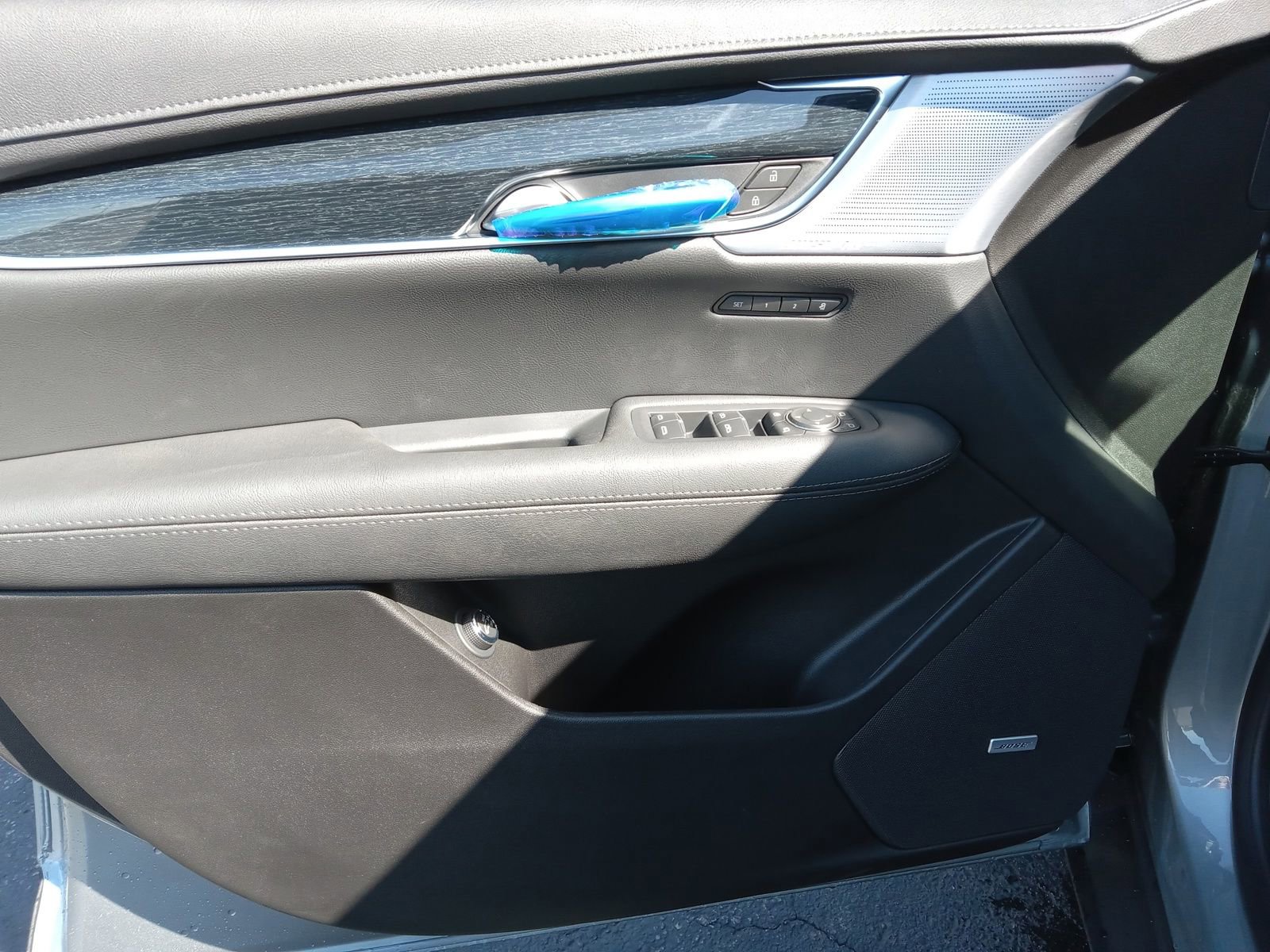 New 2026 Cadillac XT5 Premium Luxury image 9