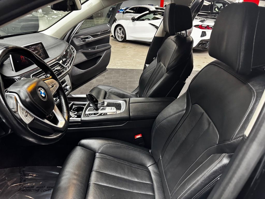 Used 2022 BMW 740i RWD image 34