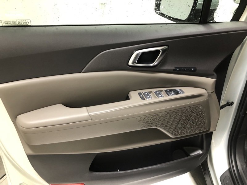 New 2026 Kia Carnival SX image 23