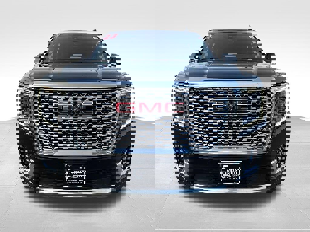 Certified 2023 GMC Yukon XL Denali w/ Denali Reserve Package image 9