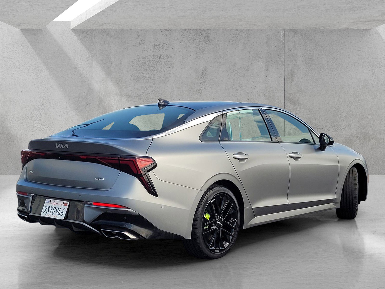 Used 2025 Kia K5 GT w/ GT1 Package FWD image 4