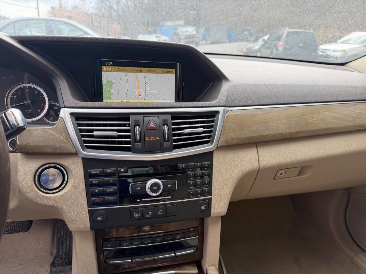 Used 2011 Mercedes-Benz E 350 4MATIC Sedan image 15