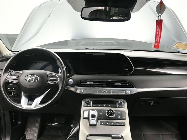 Used 2022 Hyundai Palisade Limited w/ Winter Package image 15