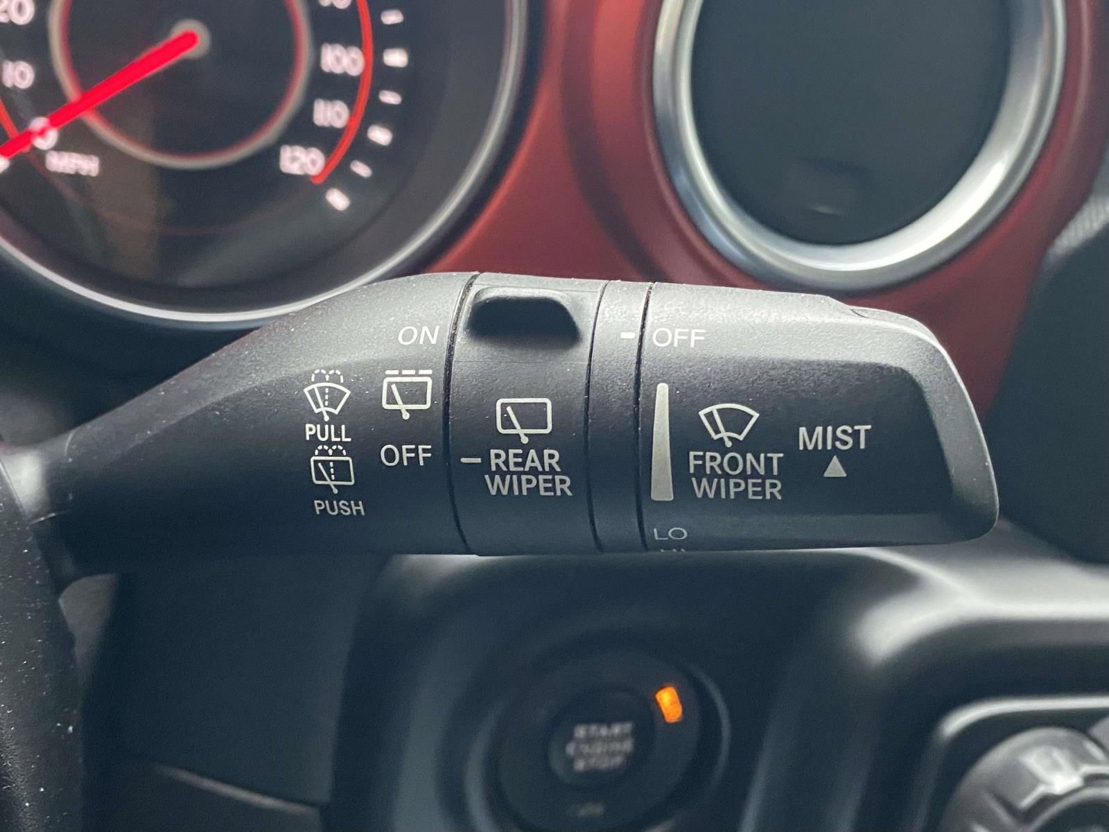 Used 2018 Jeep Wrangler Unlimited Rubicon AWD/4WD image 24
