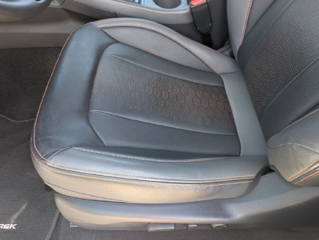 Used 2025 Subaru Crosstrek 2.5i Limited AWD/4WD image 16