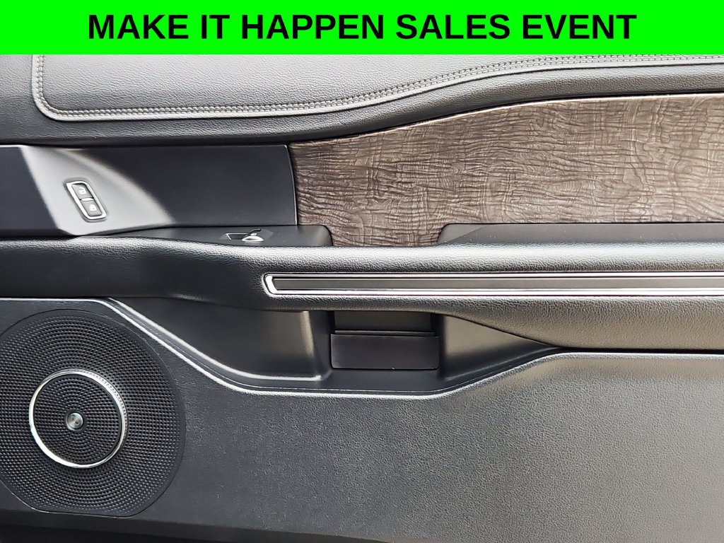 Used 2020 Ford Expedition Limited w/ Texas Edition Package AWD/4WD image 36